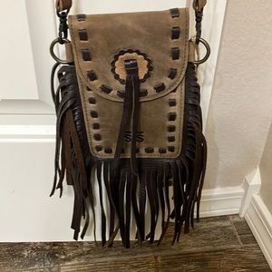 New STS crossbody
